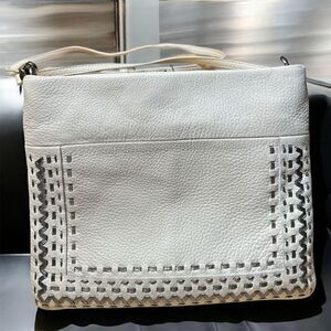 The Sak Off-White Ivory Soft Leather Crossbody Bag Metallic Silver Multi Pocket